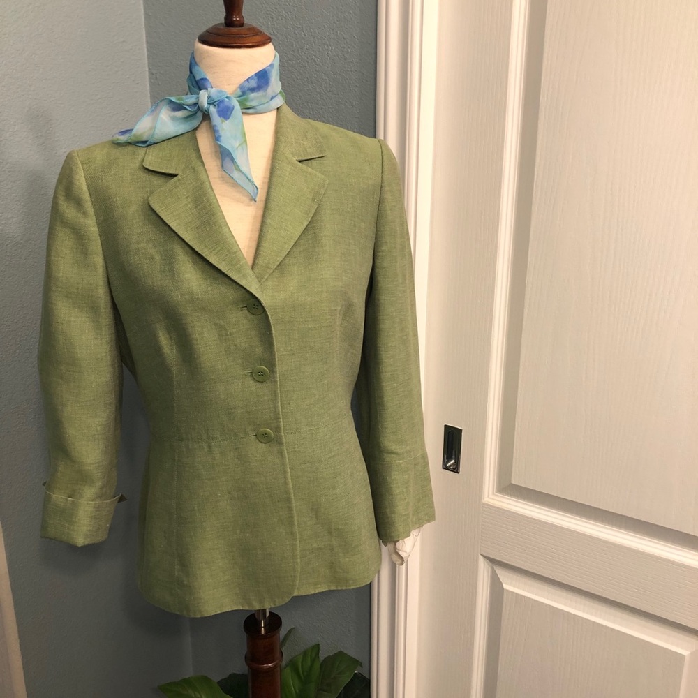 Business Skirt Suit